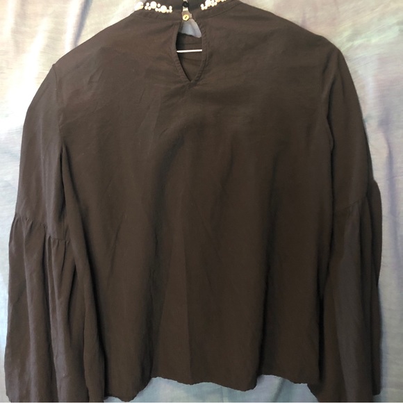 Zara basic. Pearl neckline with open bell sleeves size small - Picture 9 of 11